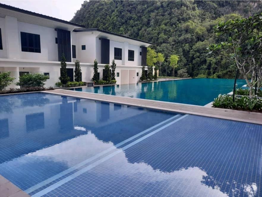 Apartment Sunway Onsen Pool View 0603 - Neighbour Of Lost World Of Tambun Ipoh