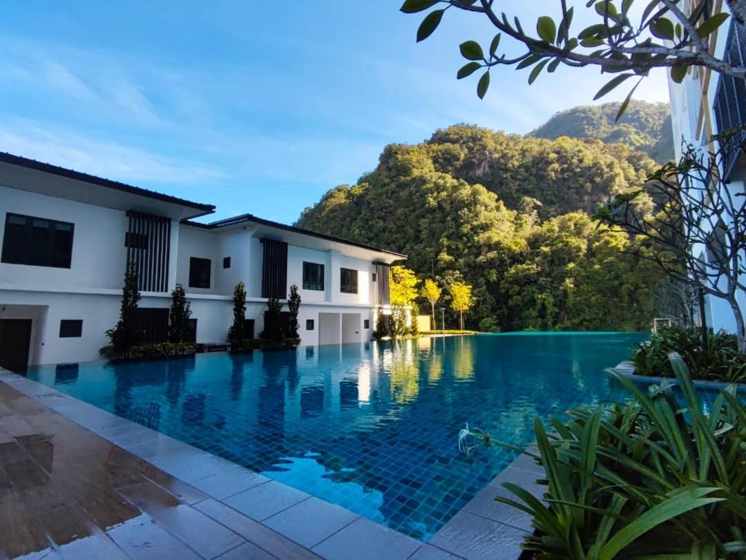 Sunway Onsen Pool View 0603 - Neighbour Of Lost World Of Tambun Apartment *